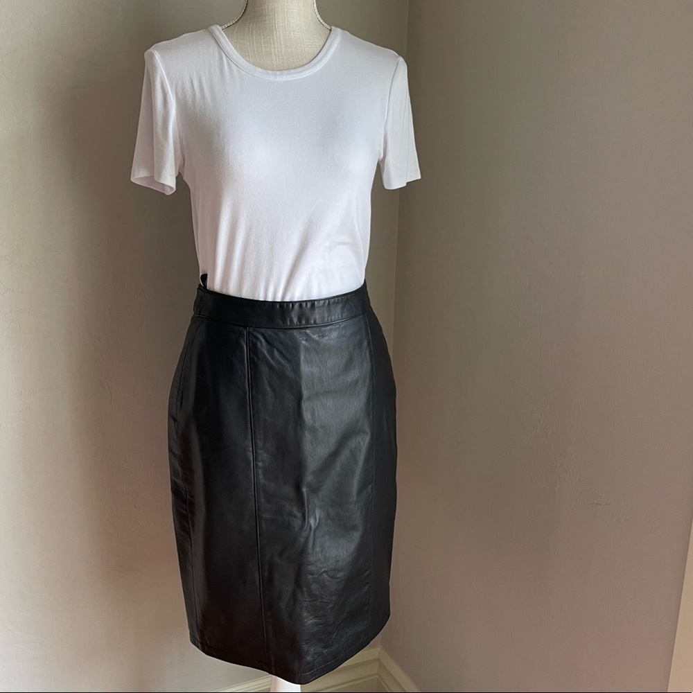Cayenne Black Leather Pencil Skirt Size: 9/10‎